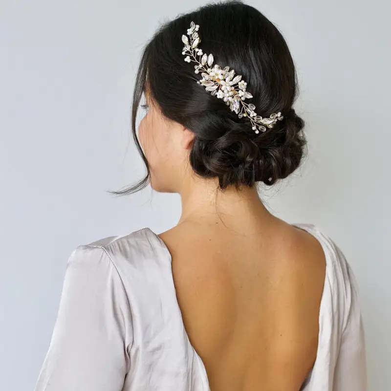 Crystal Pearl Hair Comb for Bridal Events - Image 3
