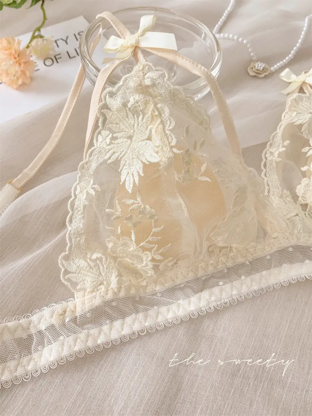 Black Lace Underwear with Floral Bow for Women