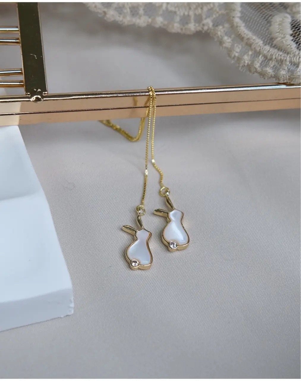 Cute Rabbit Earrings Gold Plated White Shell Long Earrings — feature 10