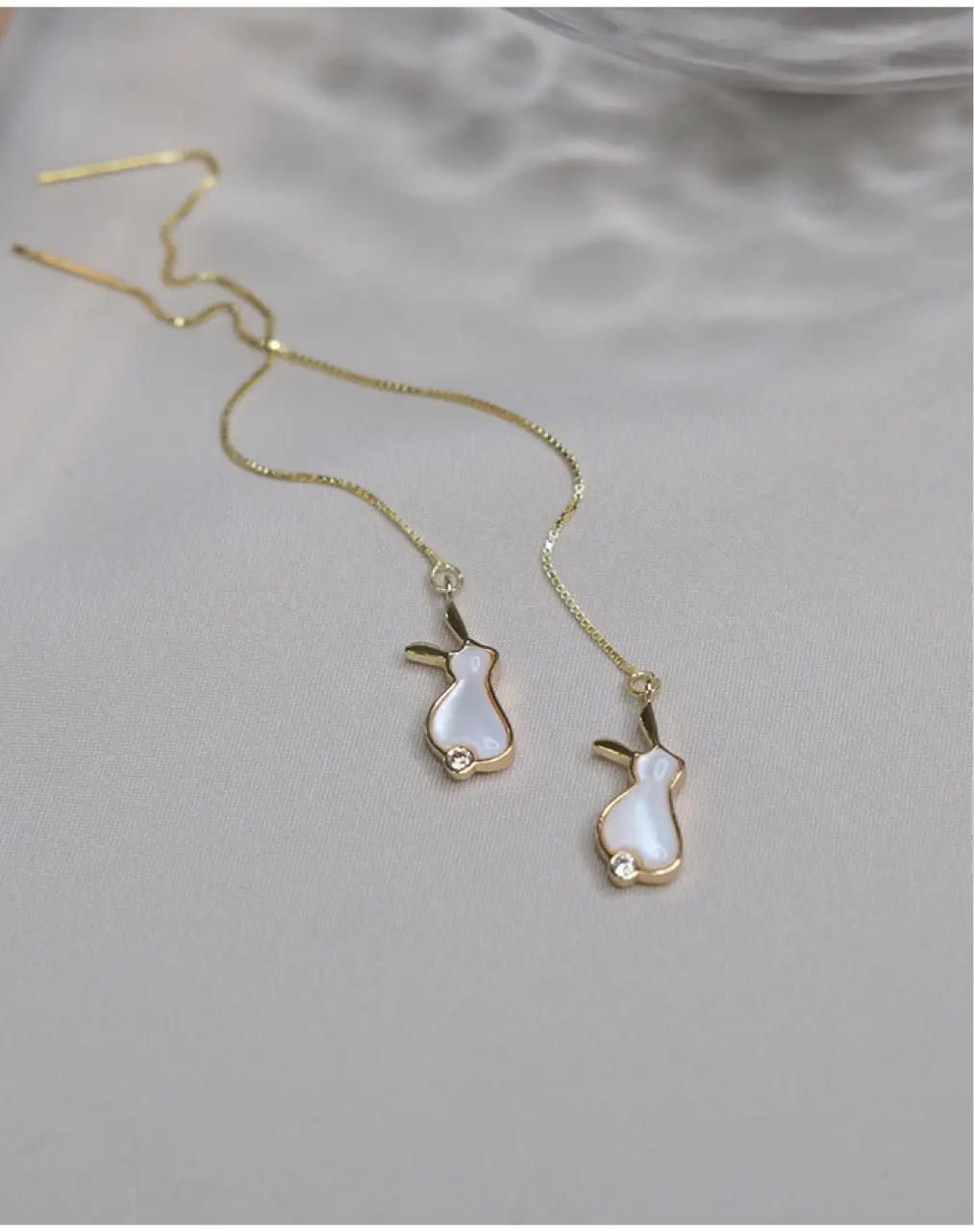 Cute Rabbit Earrings Gold Plated White Shell Long Earrings — feature 8