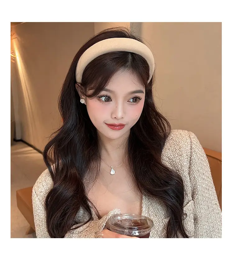 High Skull Headband Black Beige Checkered Women's Hairpin — feature 8