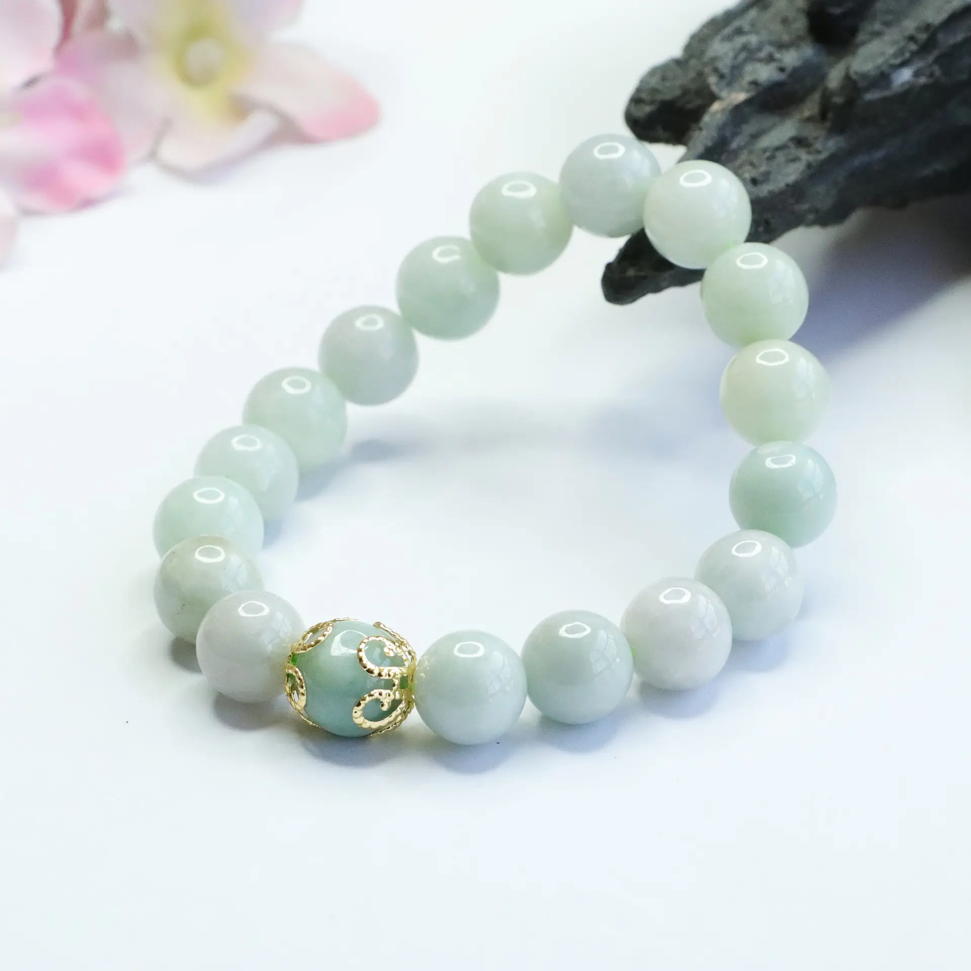 Guan Yu Jade Bracelet Natural Burmese Grade Gold Clasp - Image 3