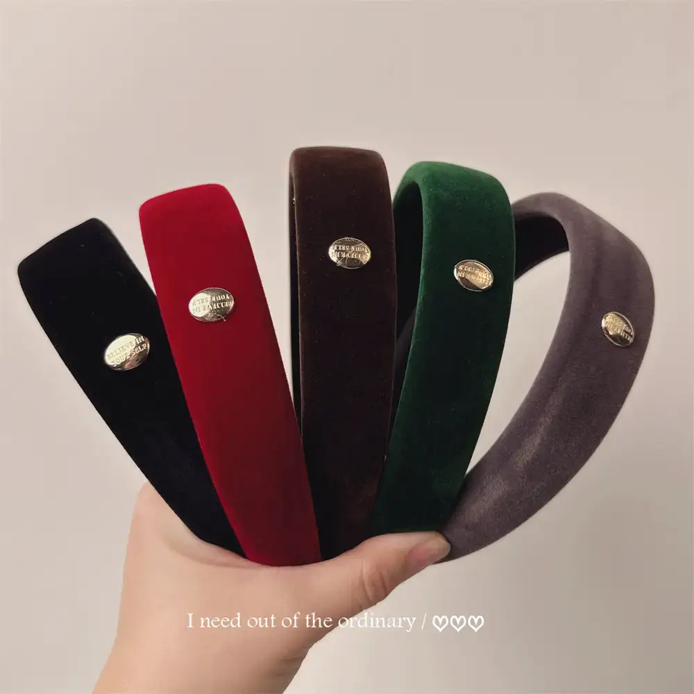 Advanced Sense Black Classic Metal Round Velvet Headband French Retro Elegant Exterior Hair Pressage Hair Clamp Headband - Image 8