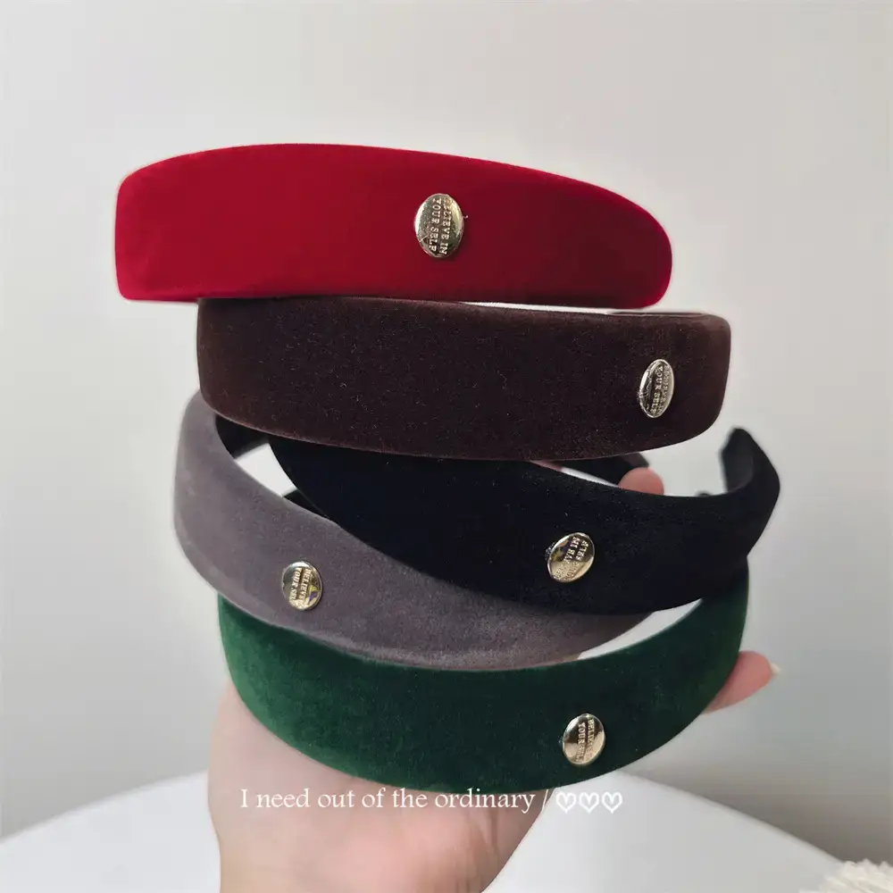 Advanced Sense Black Classic Metal Round Velvet Headband French Retro Elegant Exterior Hair Pressage Hair Clamp Headband - Image 9