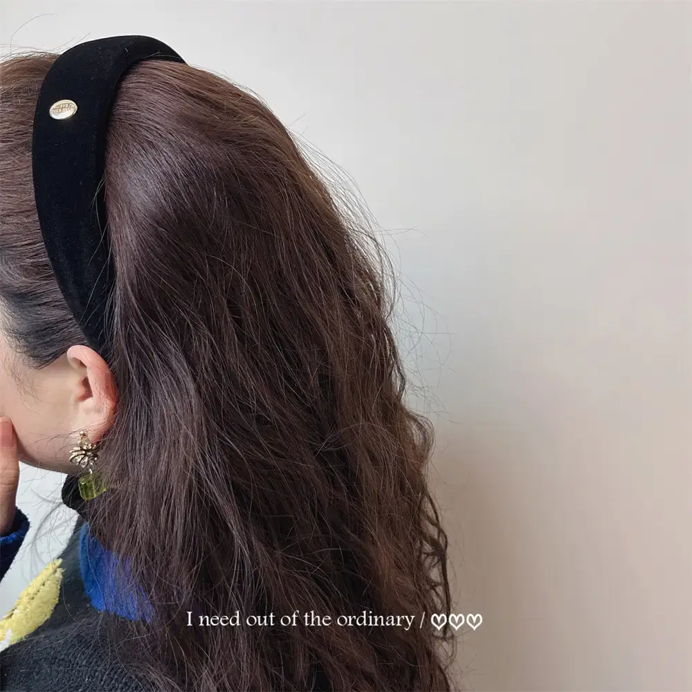 Advanced Sense Black Classic Metal Round Velvet Headband French Retro Elegant Exterior Hair Pressage Hair Clamp Headband — feature 20