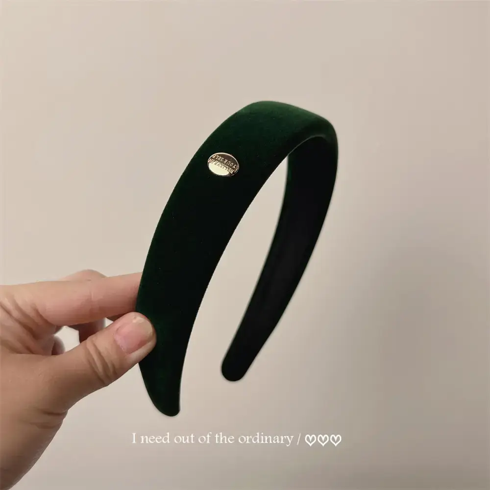 Advanced Sense Black Classic Metal Round Velvet Headband French Retro Elegant Exterior Hair Pressage Hair Clamp Headband - Image 3