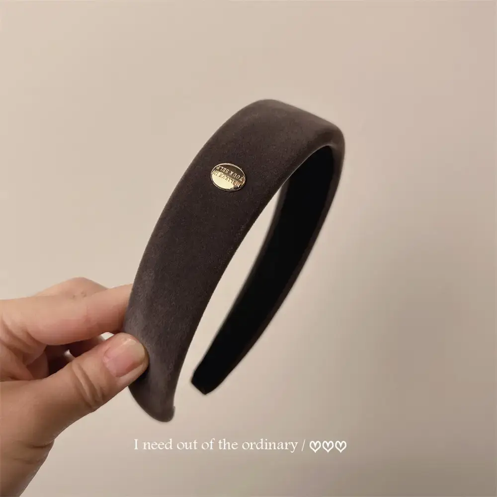 Advanced Sense Black Classic Metal Round Velvet Headband French Retro Elegant Exterior Hair Pressage Hair Clamp Headband - Image 4