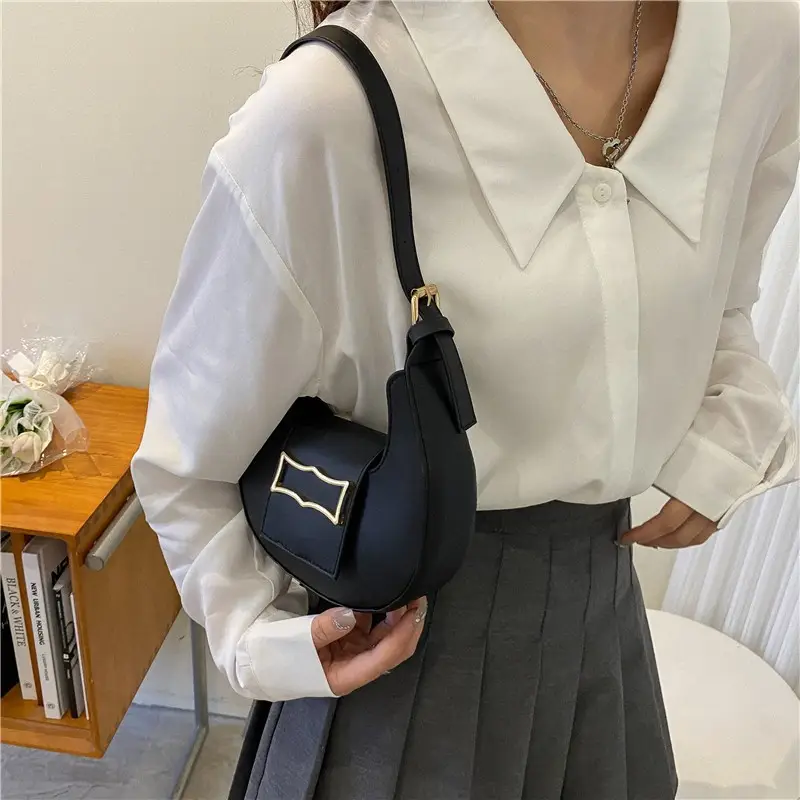 Black Fashionable Shoulder Bag for Women 2022 - Image 8