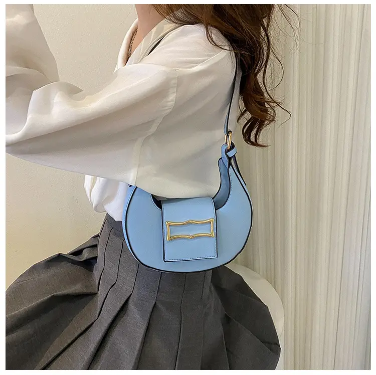 Black Fashionable Shoulder Bag for Women 2022 — feature 8