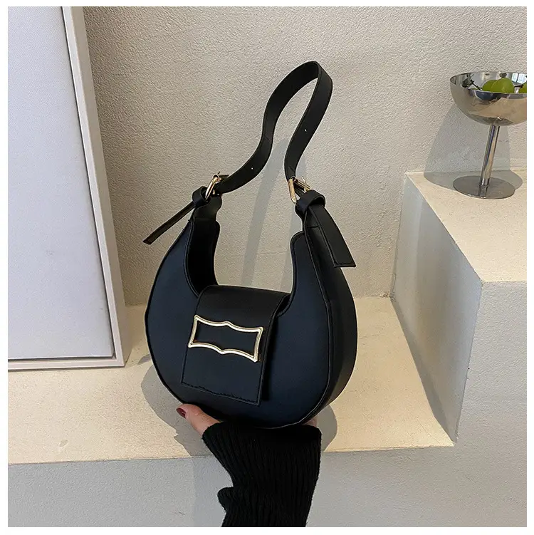 Black Fashionable Shoulder Bag for Women 2022 - Image 2
