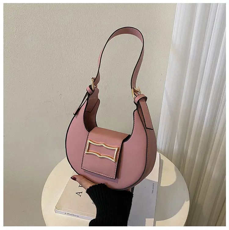 Black Fashionable Shoulder Bag for Women 2022 - Image 3