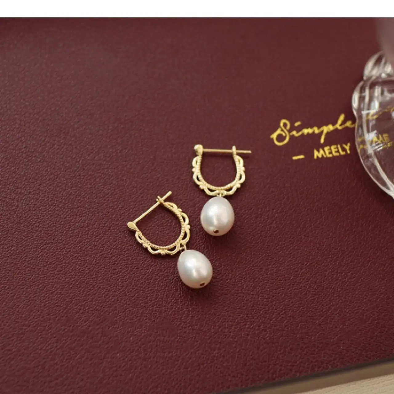 Natural Pearl Earrings Gold Plated Hollow Earrings — feature 8