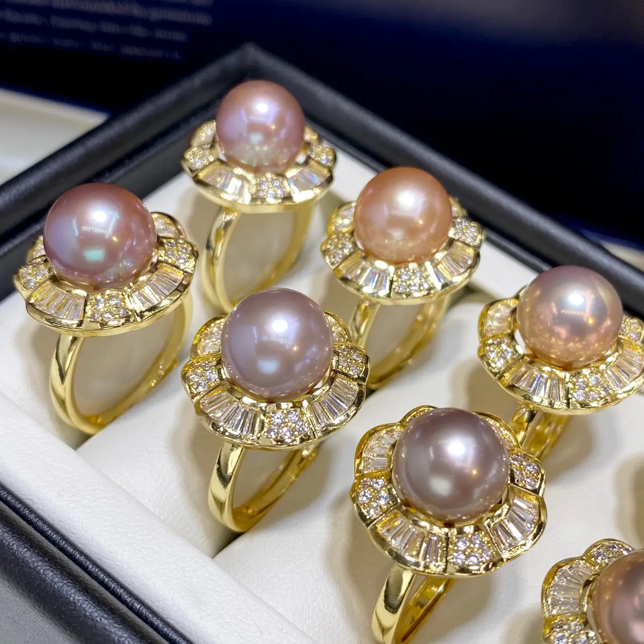 11mm Pink Pearl Ring with 18K Gold Plated Beads - Image 5
