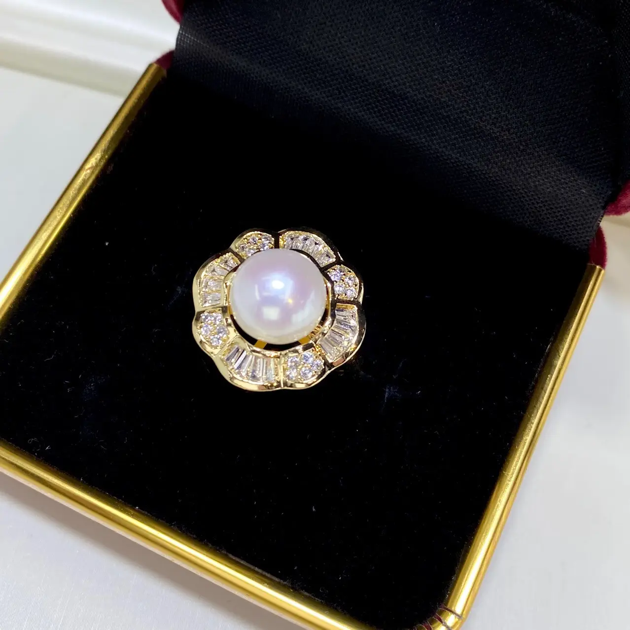 11mm Pink Pearl Ring with 18K Gold Plated Beads — feature 8