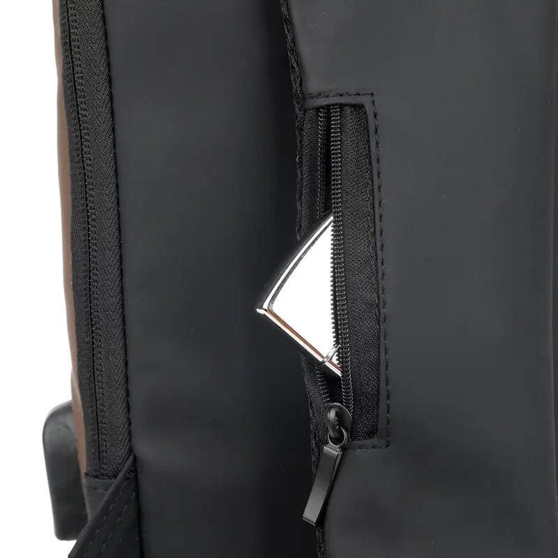 Men's Black Textured Crossbody Bag 2025 Winter — feature 23