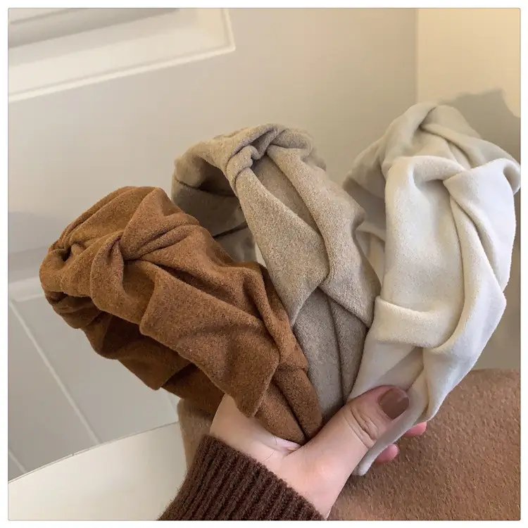 Milk Tea Pleated Wide Brim Headband 2022 Winter — feature 5