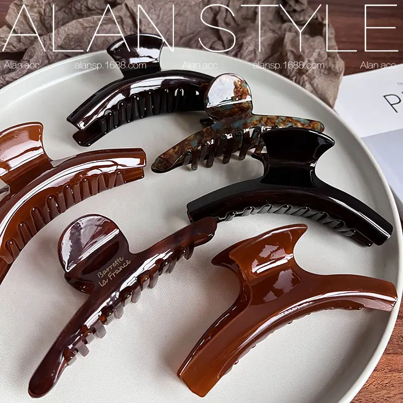 Women's Acetic Acid Coffee Shark Hair Clip Large — feature 10