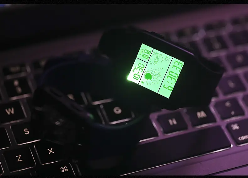 Astronaut Waterproof LED Digital Watch for Men Women — feature 13