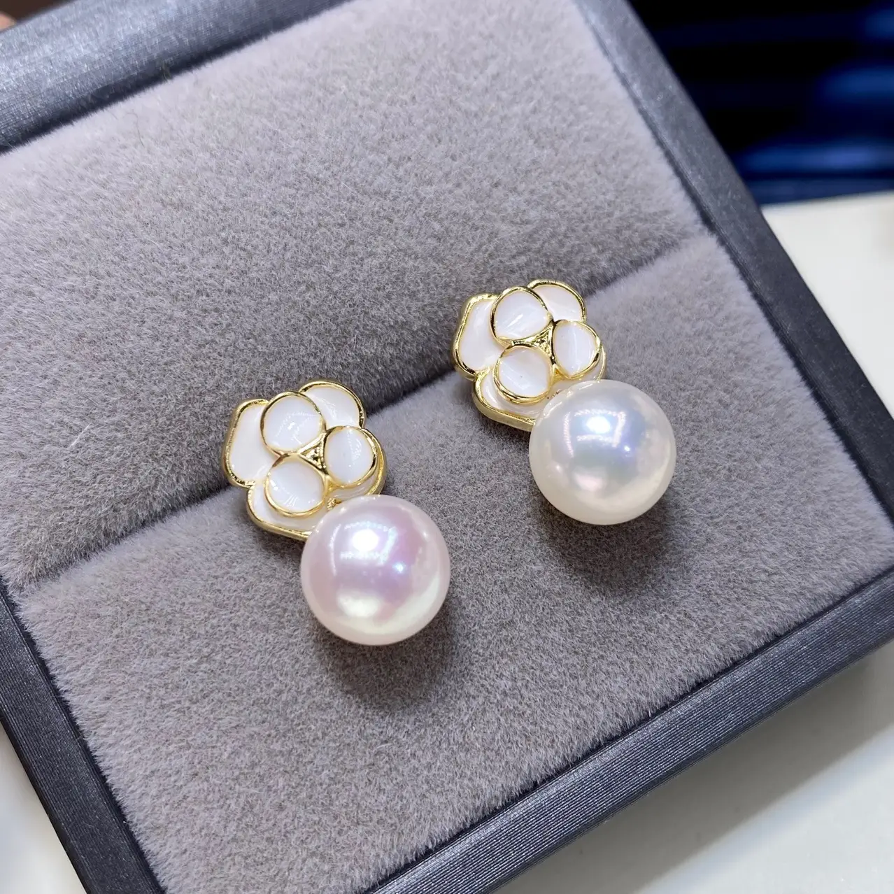New Camellia Pearl Earrings for Women 14K Gold — feature 10