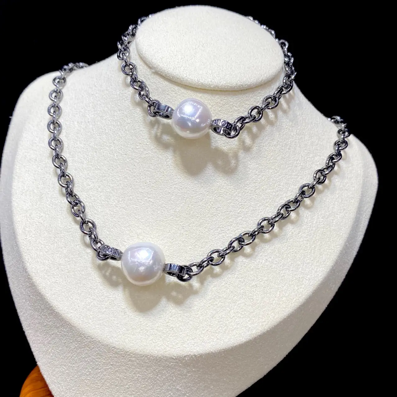 Natural Freshwater White Pearl Set for Men Women Black Series - Image 2