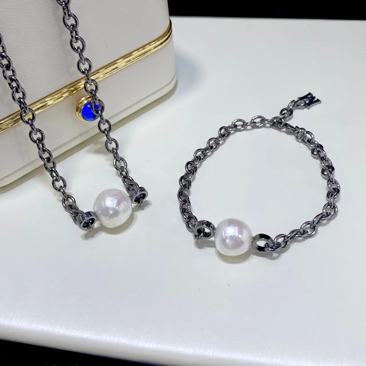 Natural Freshwater White Pearl Set for Men Women Black Series - Image 3