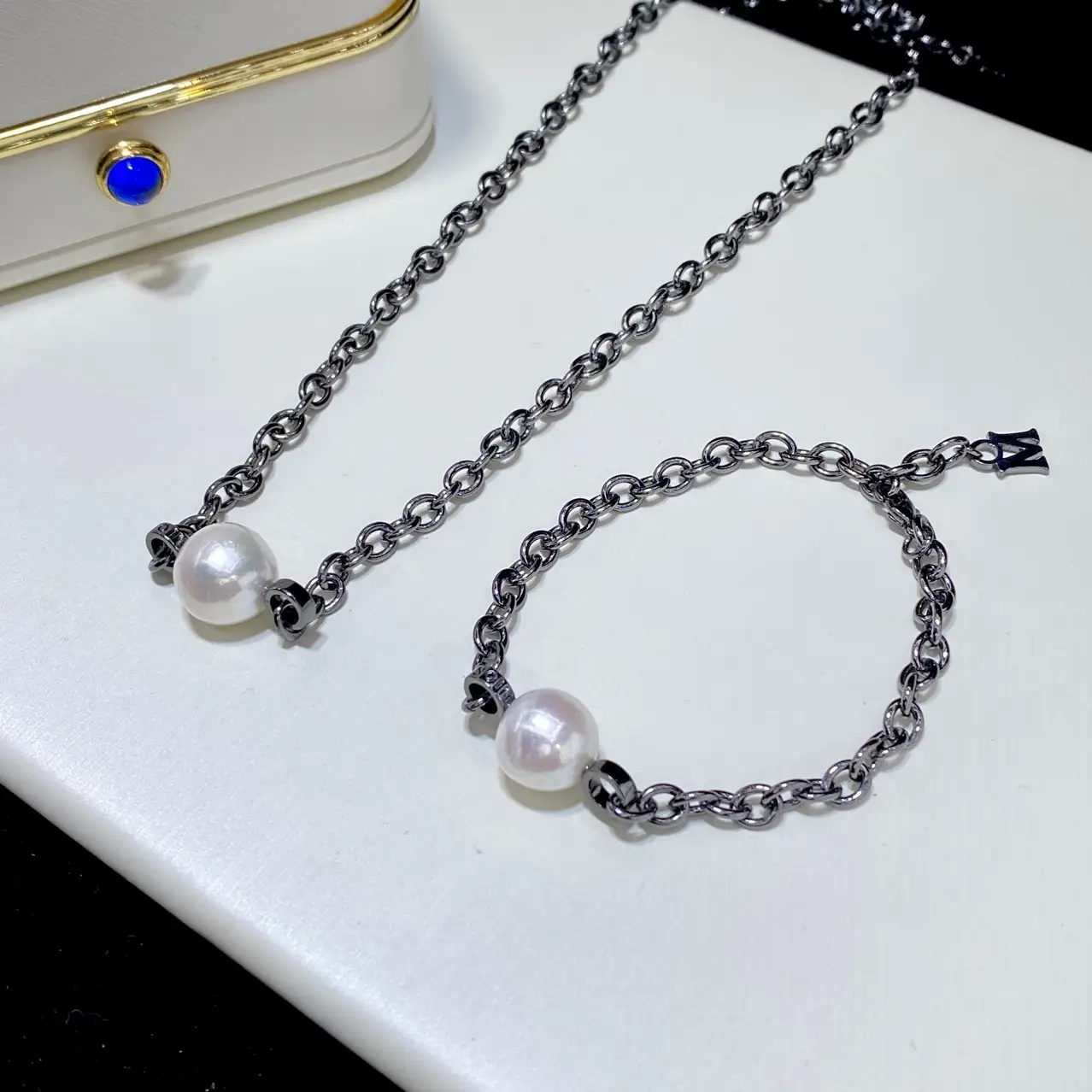 Natural Freshwater White Pearl Set for Men Women Black Series — feature 11