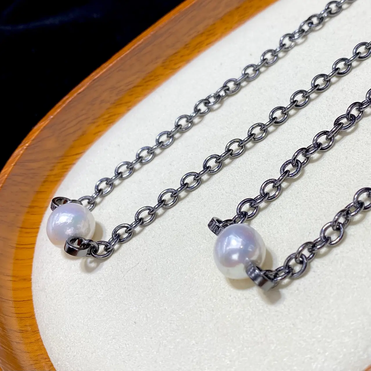 Natural Freshwater White Pearl Set for Men Women Black Series — feature 8