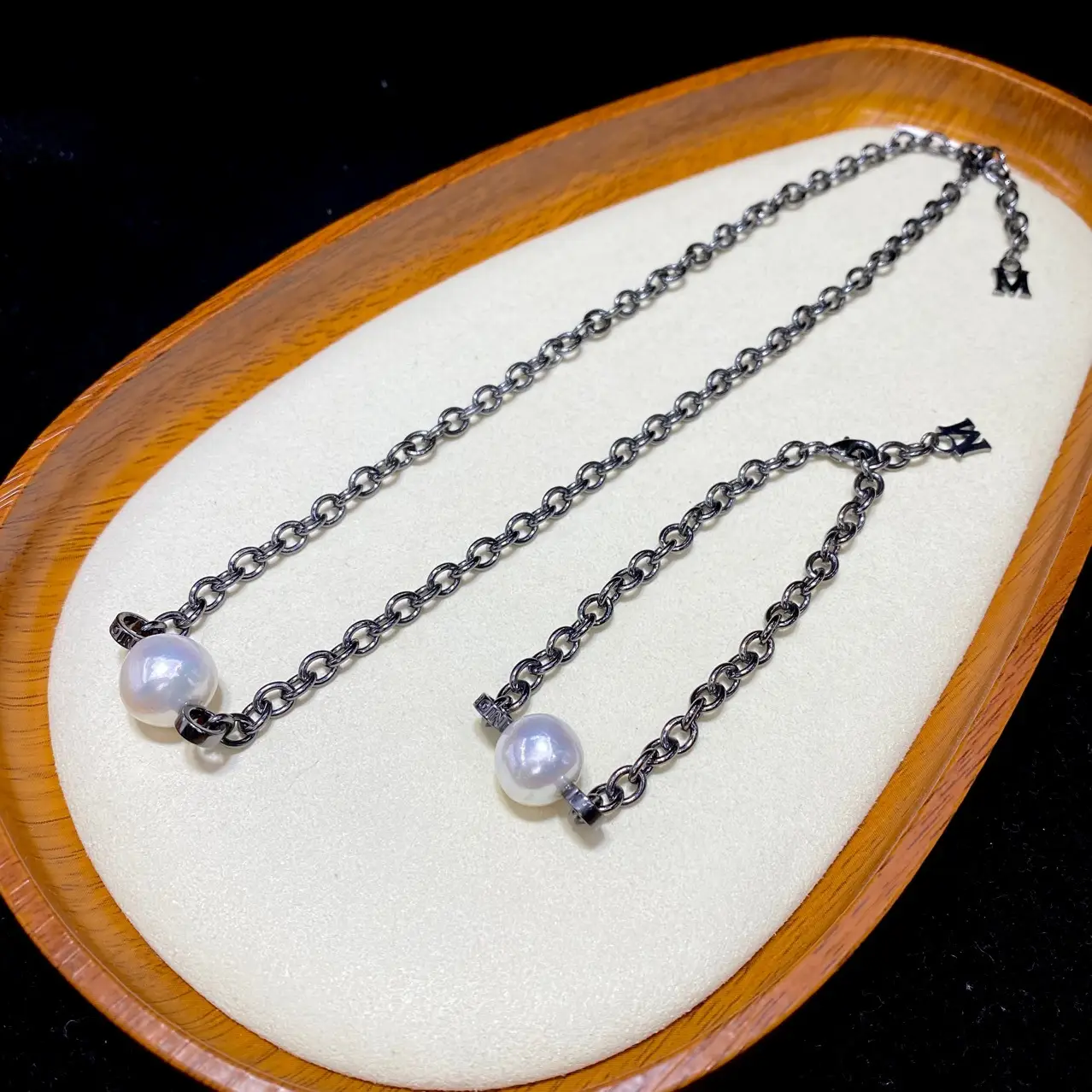 Natural Freshwater White Pearl Set for Men Women Black Series — feature 9