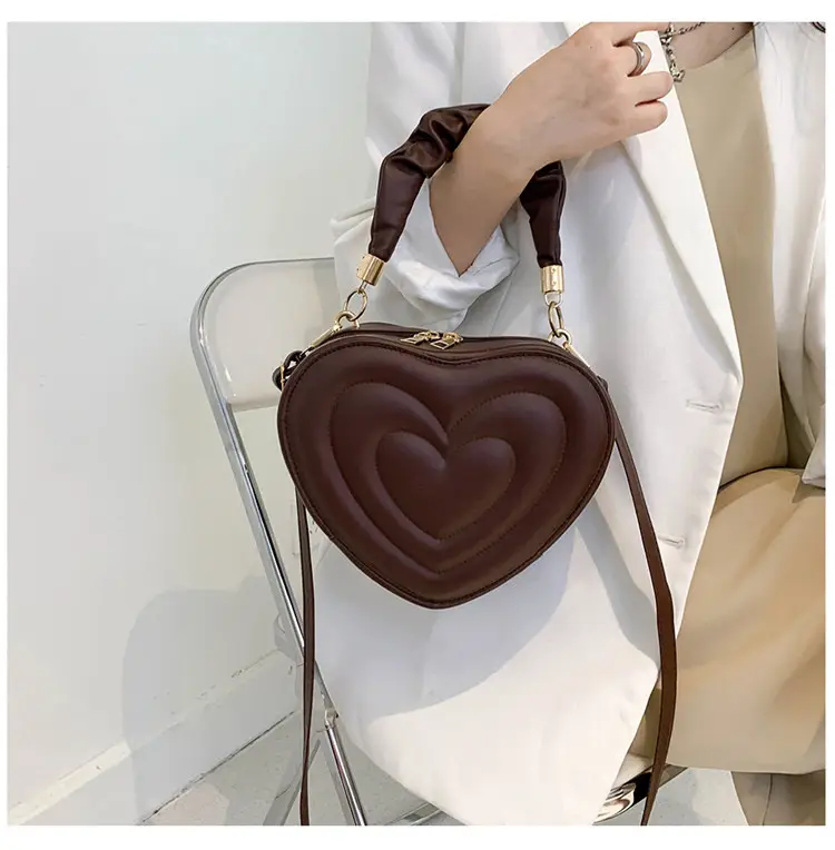 Women's Red Heart Crossbody Bag 2022 — feature 17