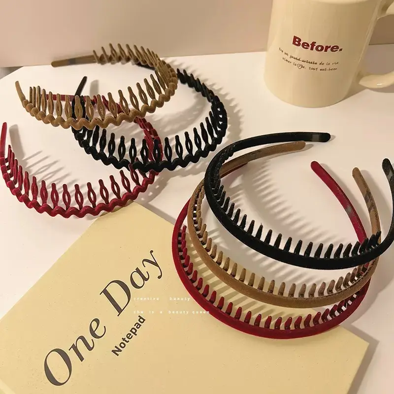 Flocking Hair Band for Women with Teeth Design - Image 10