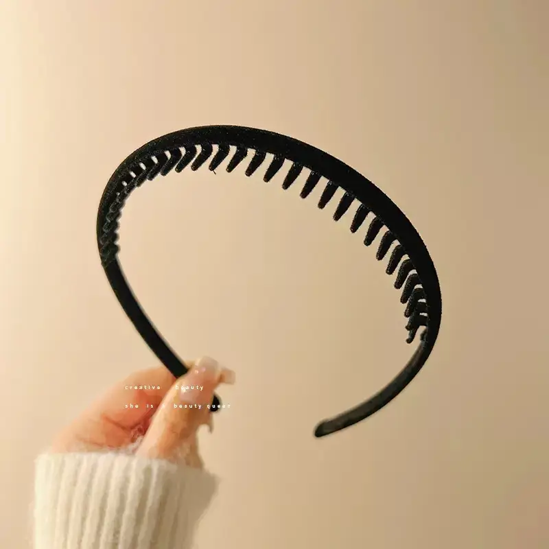 Flocking Hair Band for Women with Teeth Design - Image 4