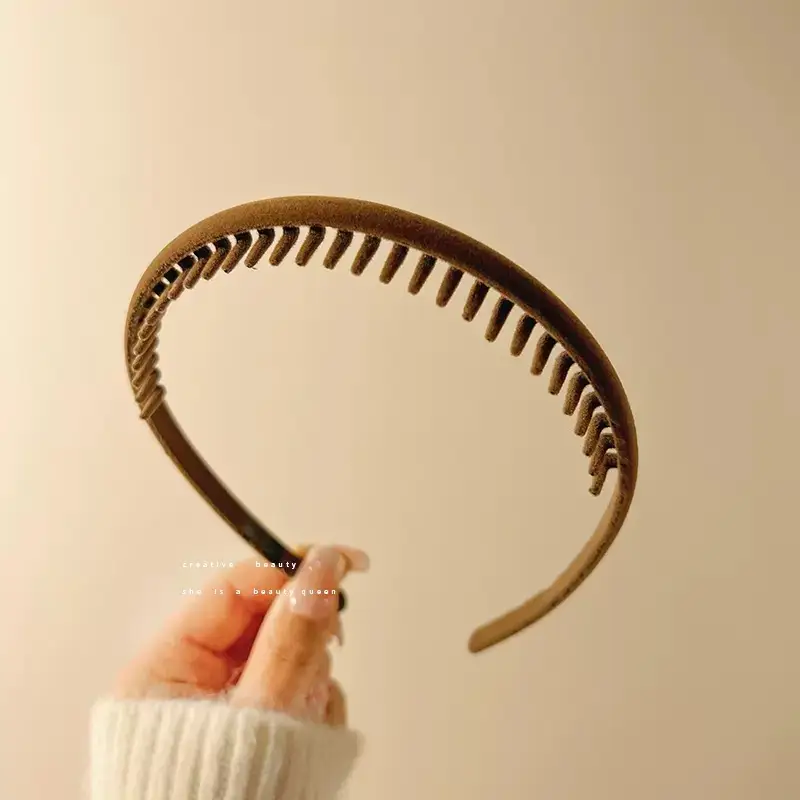 Flocking Hair Band for Women with Teeth Design - Image 6