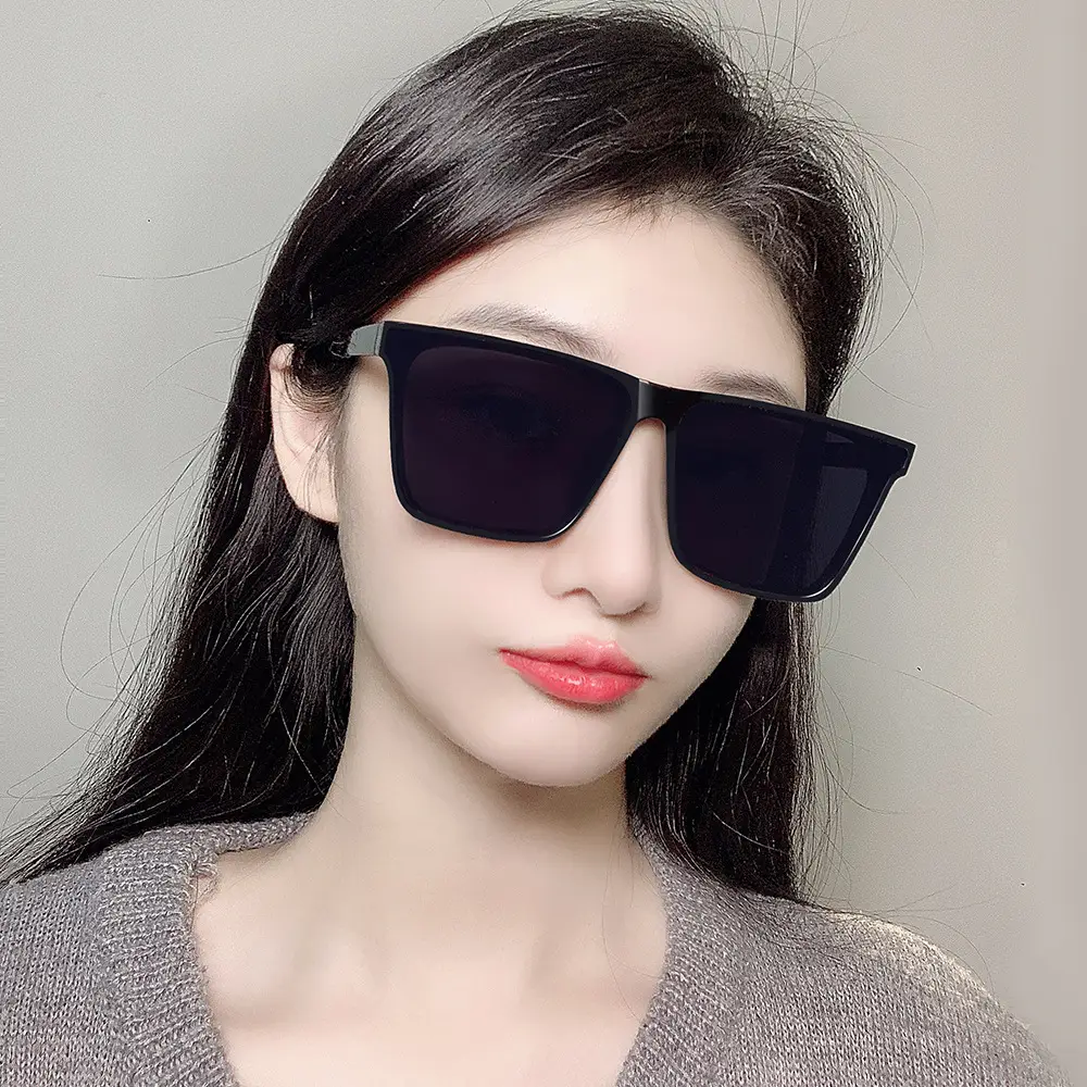 Square Polarized Sunglasses for Men Women UV Protection - Image 8