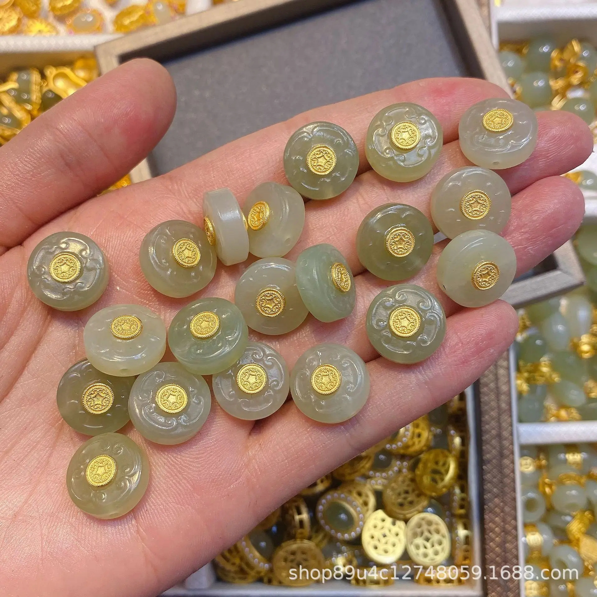 S925 Silver Jade Pendant Set with Gold Plated Accents — feature 10