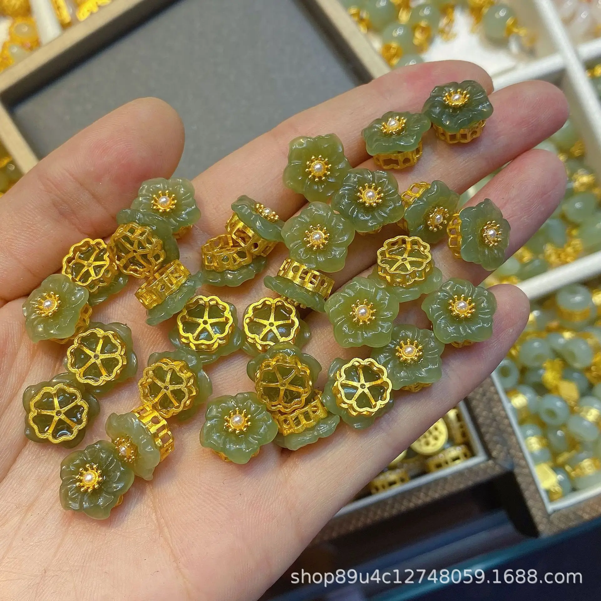 S925 Silver Jade Pendant Set with Gold Plated Accents — feature 16