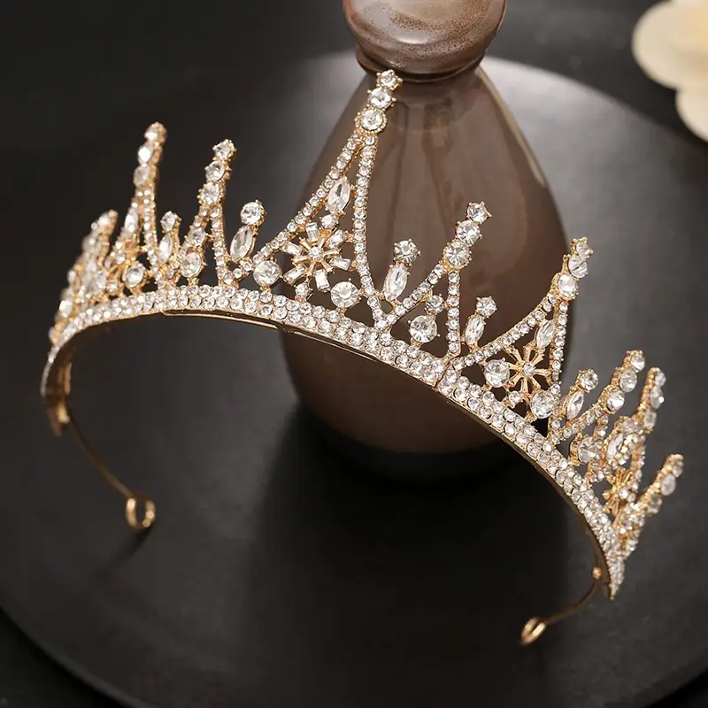 Korean Mori Style Crystal Diamond Hair Crown for Bride - Image 6