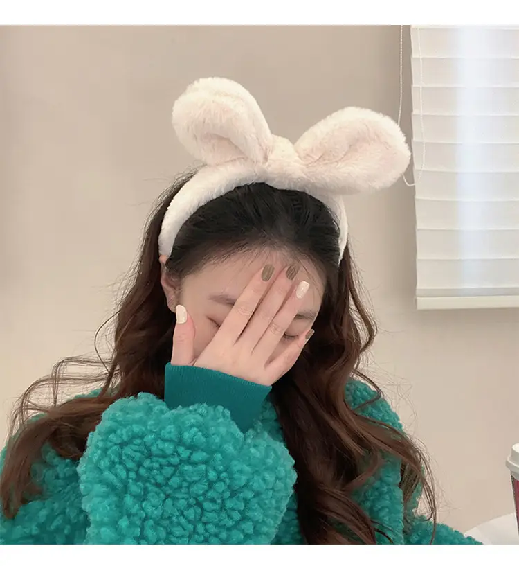 Plush Rabbit Ears Headband for Girls — feature 2