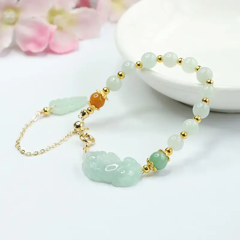 Guan Yu Jade Pixiu Bracelet Green White Wholesale — feature 7