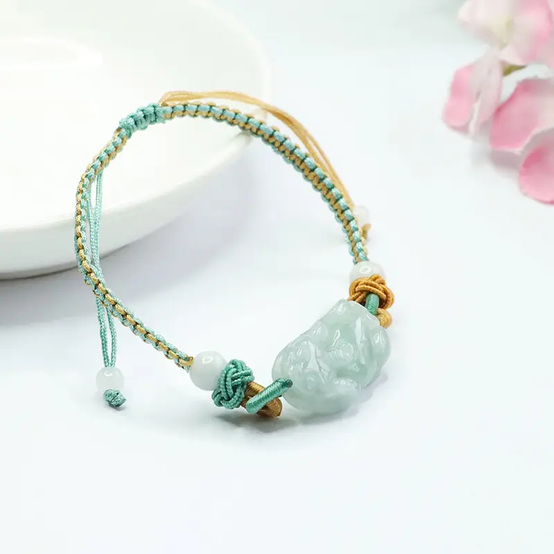 Natural Burmese Jade Pixiu Bracelet with Gold Wire — feature 7