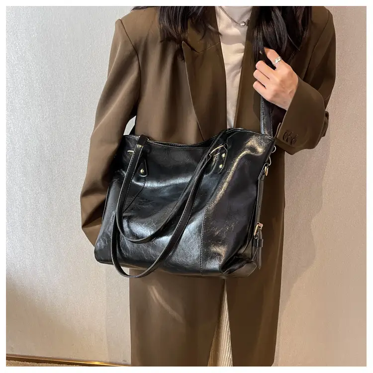 Brown Leather Tote Bag for Women 2022 New Size — feature 13