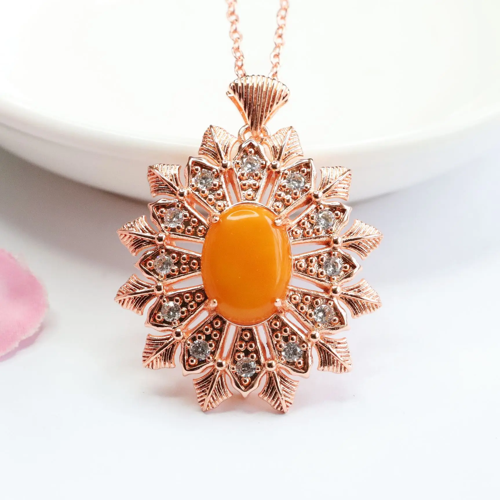Natural Amber Pendant Necklace for Women — feature 4