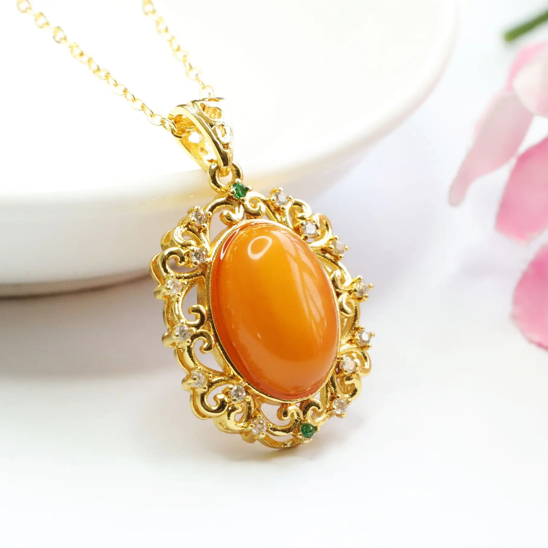 Guan Yu Amber Pendant Necklace with Gold Plating - Image 5