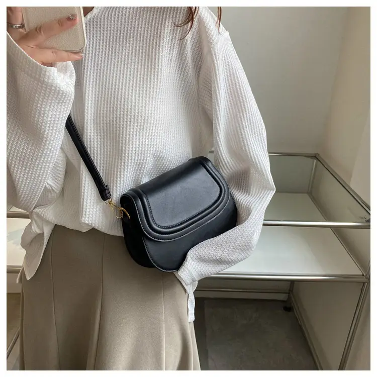 Women's Brown One-shoulder Crossbody Bag Winter 2022 — feature 9