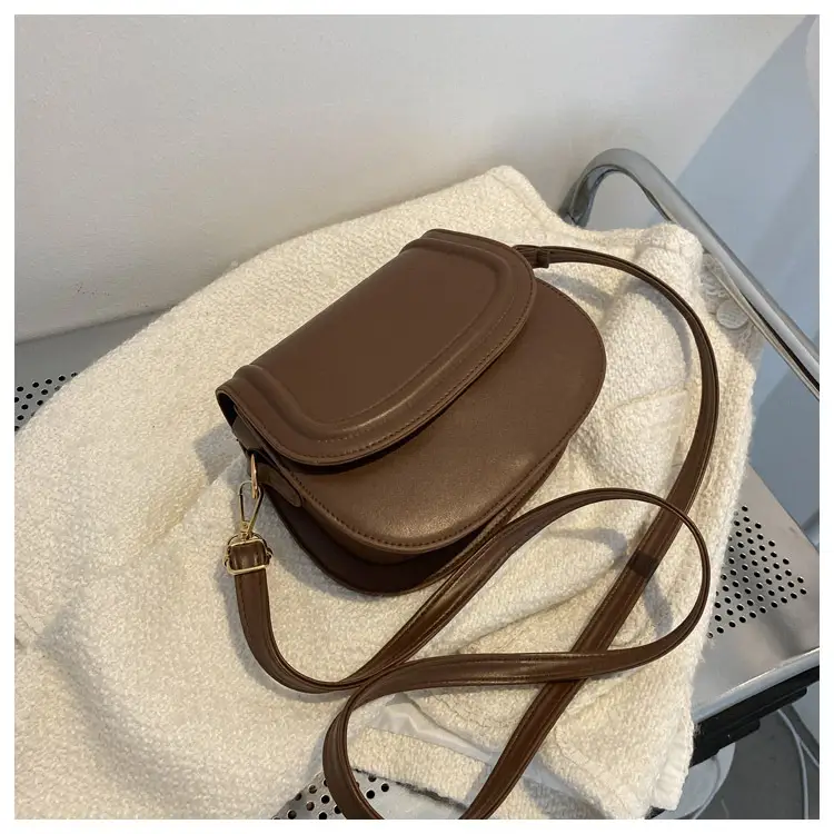 Women's Brown One-shoulder Crossbody Bag Winter 2022 - Image 3