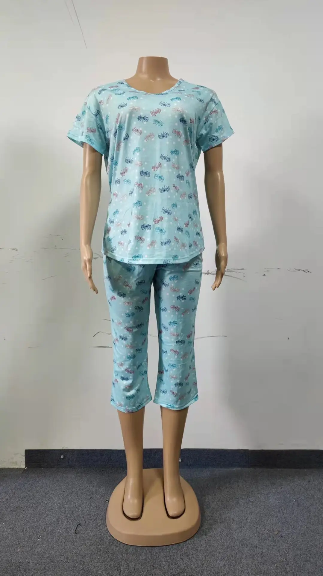 Blue Floral Knitted Pajama Set for Women Plus Size — feature 11