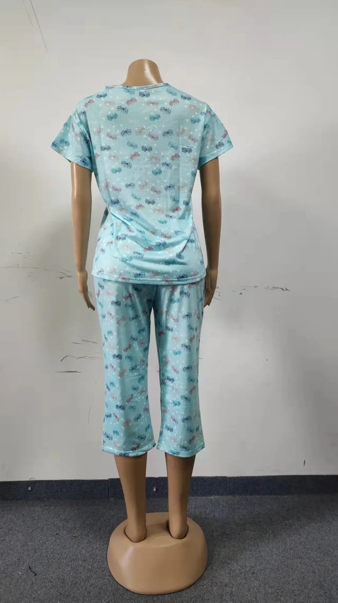 Blue Floral Knitted Pajama Set for Women Plus Size — feature 12