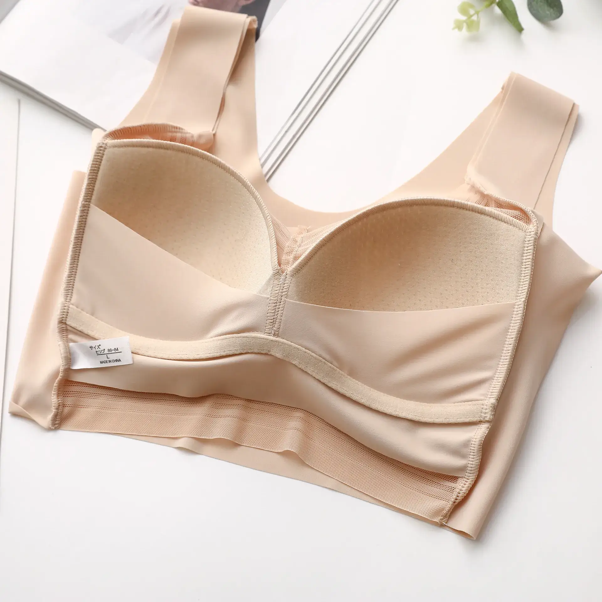 Wire-Free Push-Up Vest Bra for 105kg Women — feature 9
