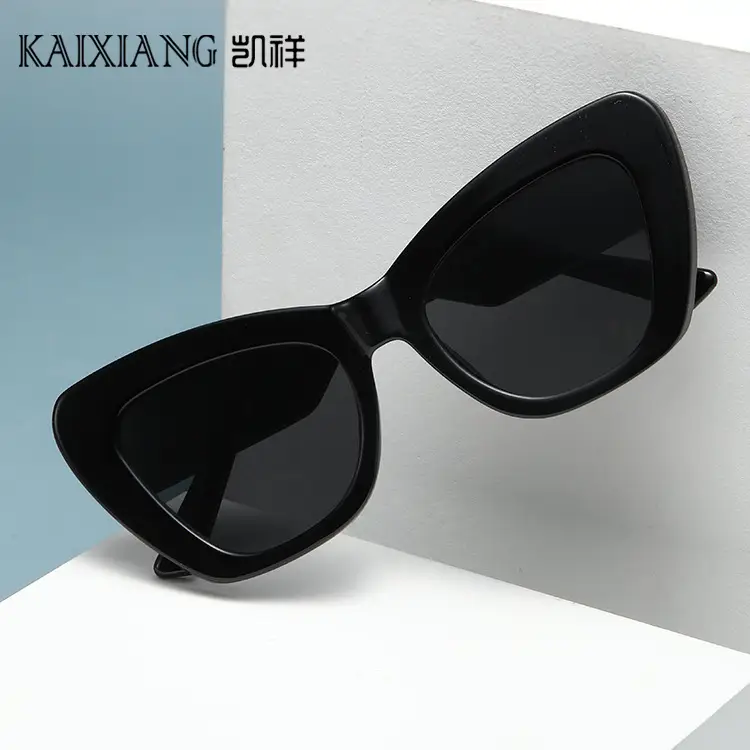 Cat's Eye UV Protective Fashion Sunglasses M425