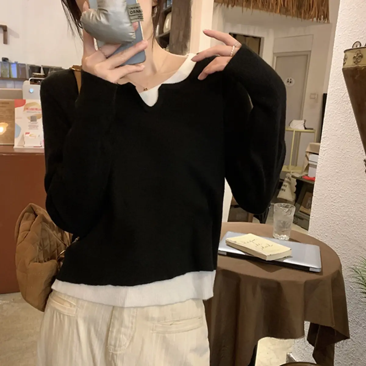 Black Knit Inner Layer Sweater for Women Autumn Winter 2025 — feature 12