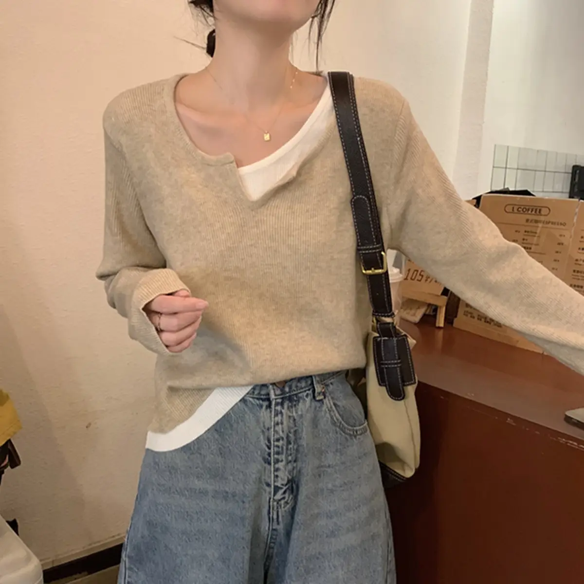 Black Knit Inner Layer Sweater for Women Autumn Winter 2025 — feature 3